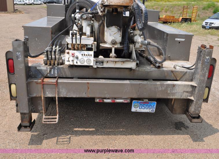 image for item F2040 2007 Ford F550 Super Duty XL utility truck with core drill