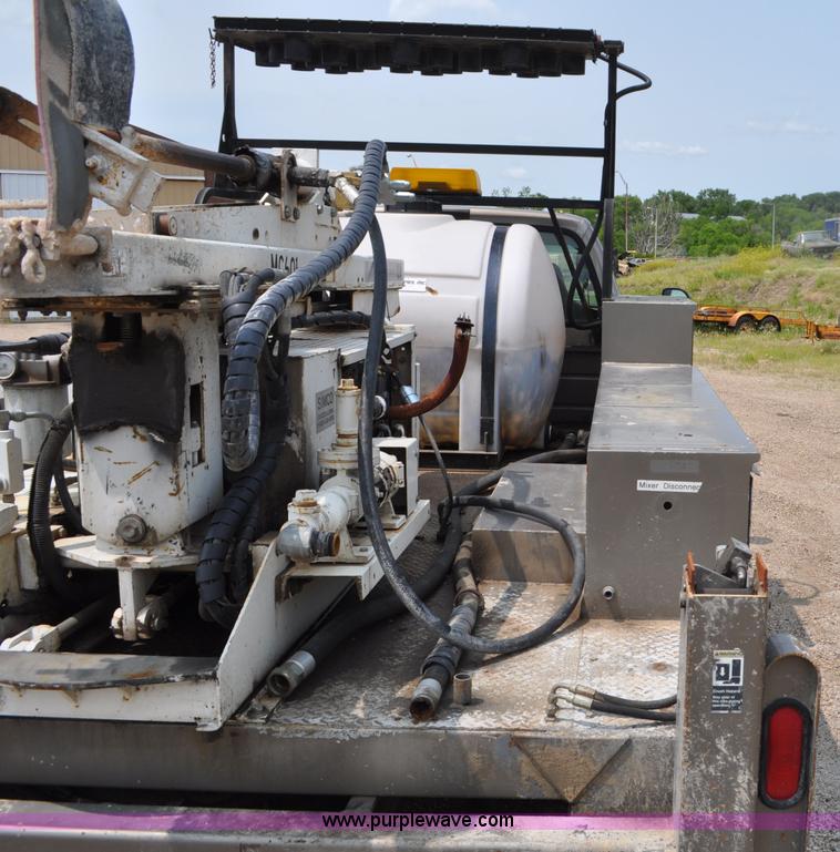 image for item F2040 2007 Ford F550 Super Duty XL utility truck with core drill