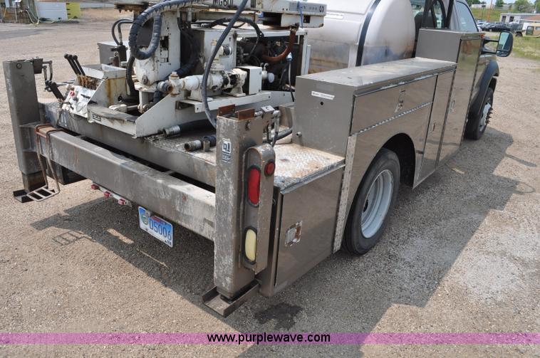 image for item F2040 2007 Ford F550 Super Duty XL utility truck with core drill