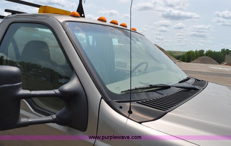 image for item F2040 2007 Ford F550 Super Duty XL utility truck with core drill