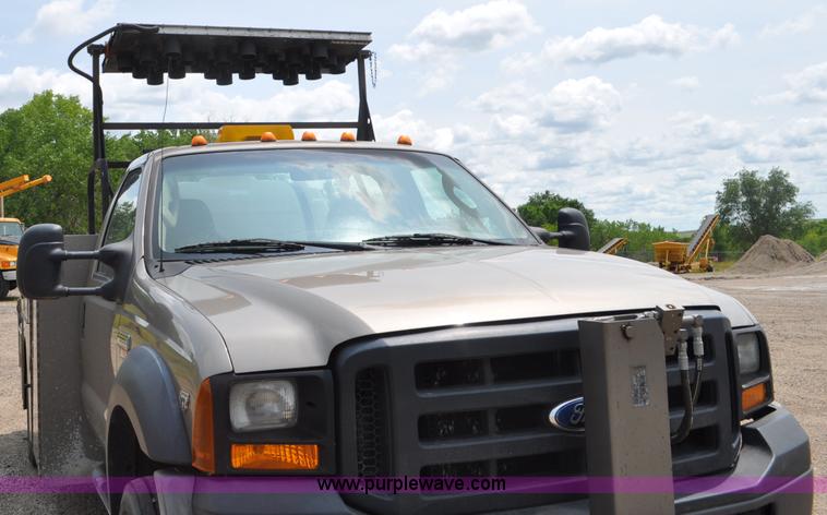 image for item F2040 2007 Ford F550 Super Duty XL utility truck with core drill