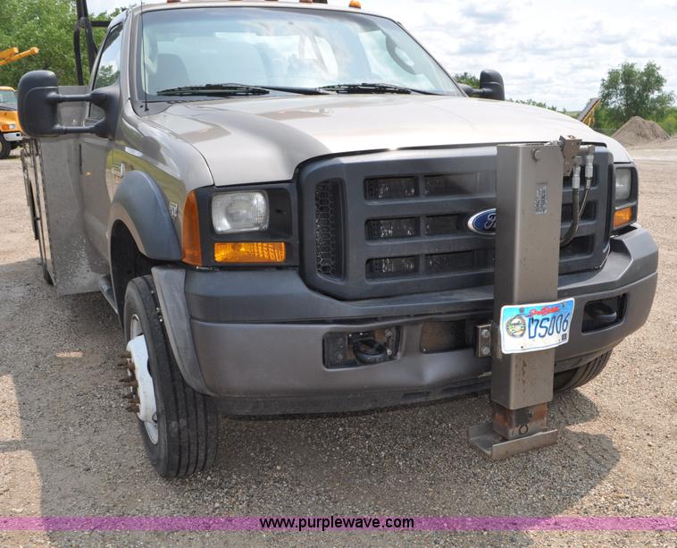 image for item F2040 2007 Ford F550 Super Duty XL utility truck with core drill