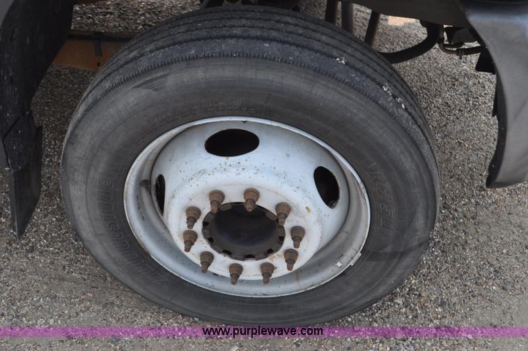 image for item F2040 2007 Ford F550 Super Duty XL utility truck with core drill