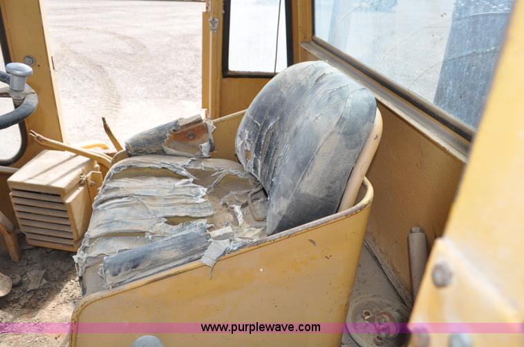 image for item F2045 1965 Caterpillar 966B articulated wheel loader