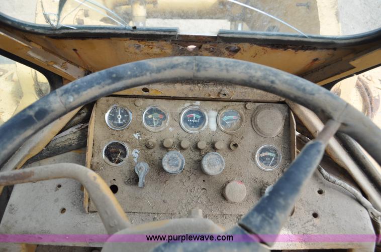 image for item F2045 1965 Caterpillar 966B articulated wheel loader
