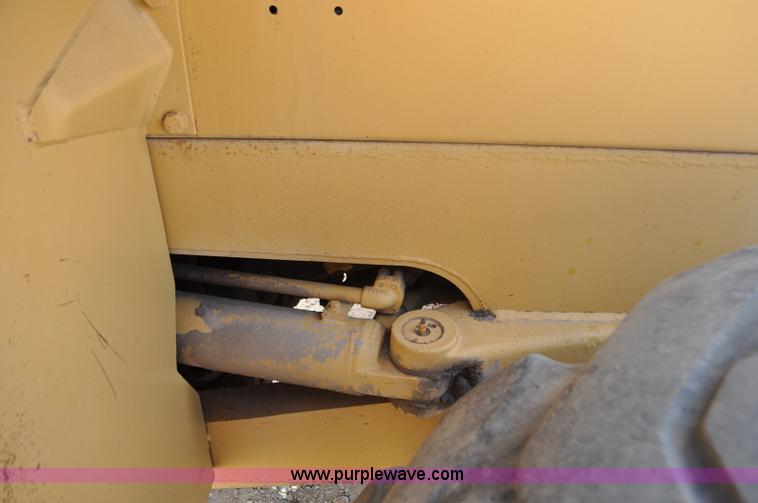 image for item F2045 1965 Caterpillar 966B articulated wheel loader