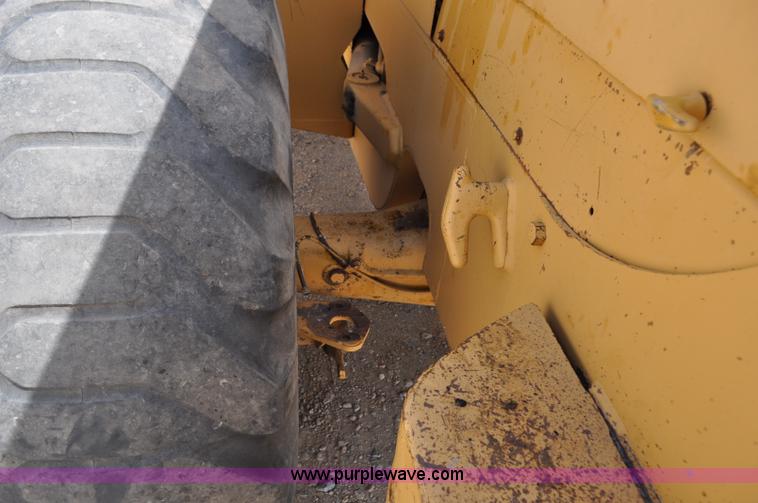 image for item F2045 1965 Caterpillar 966B articulated wheel loader