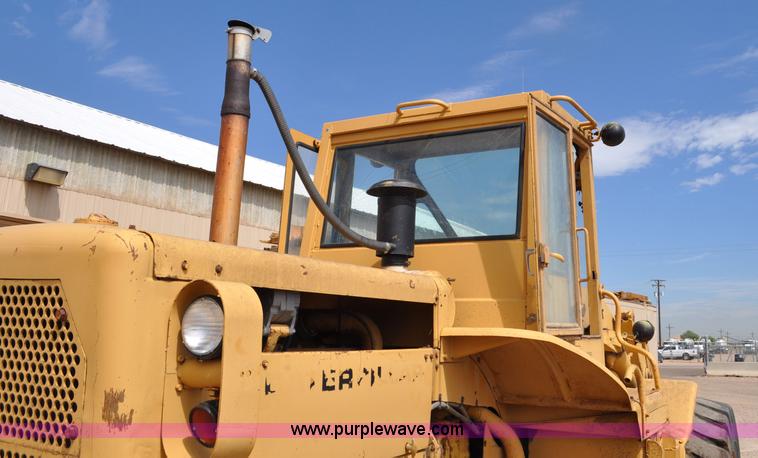 image for item F2045 1965 Caterpillar 966B articulated wheel loader