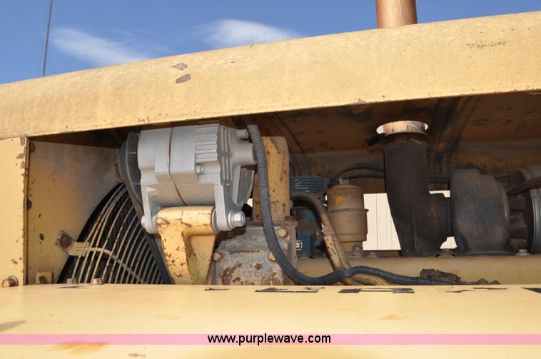 image for item F2045 1965 Caterpillar 966B articulated wheel loader