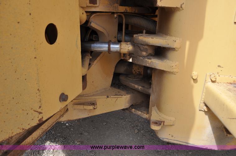 image for item F2045 1965 Caterpillar 966B articulated wheel loader