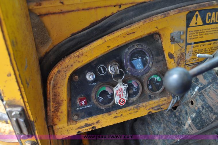 image for item F2047 John Deere 644B wheel loader