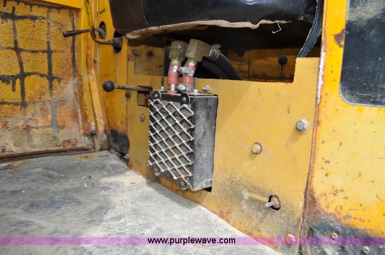 image for item F2047 John Deere 644B wheel loader