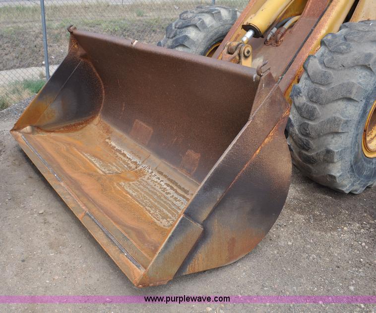 image for item F2047 John Deere 644B wheel loader
