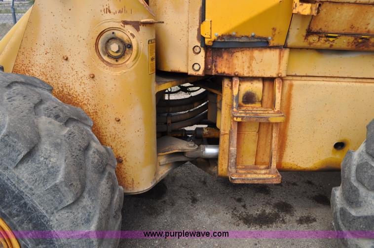 image for item F2047 John Deere 644B wheel loader