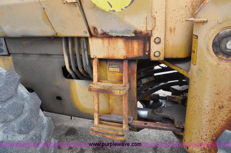 image for item F2047 John Deere 644B wheel loader