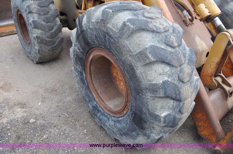 image for item F2047 John Deere 644B wheel loader
