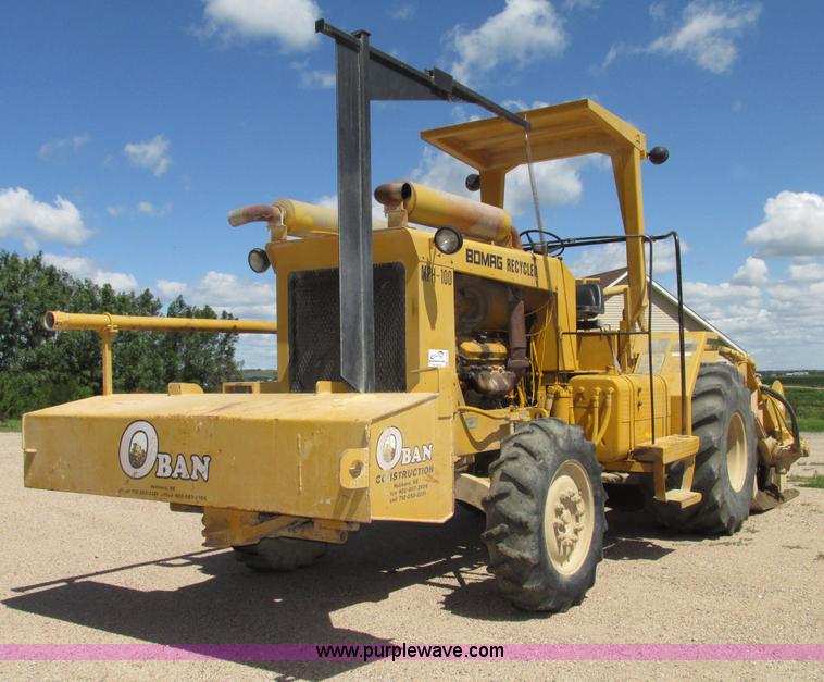 image for item F7446 1985 Bomag MPH 100R asphalt recycler