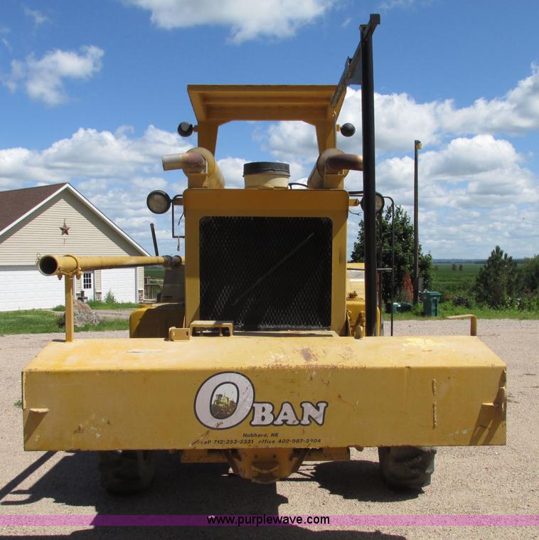 image for item F7446 1985 Bomag MPH 100R asphalt recycler
