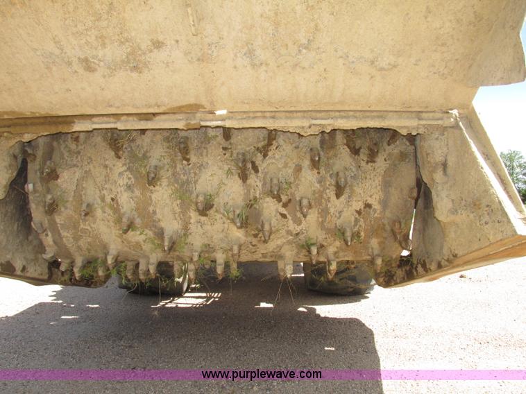 image for item F7446 1985 Bomag MPH 100R asphalt recycler