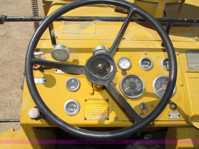 image for item F7446 1985 Bomag MPH 100R asphalt recycler