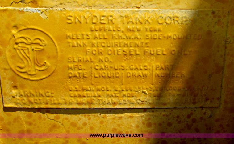 image for item F7446 1985 Bomag MPH 100R asphalt recycler