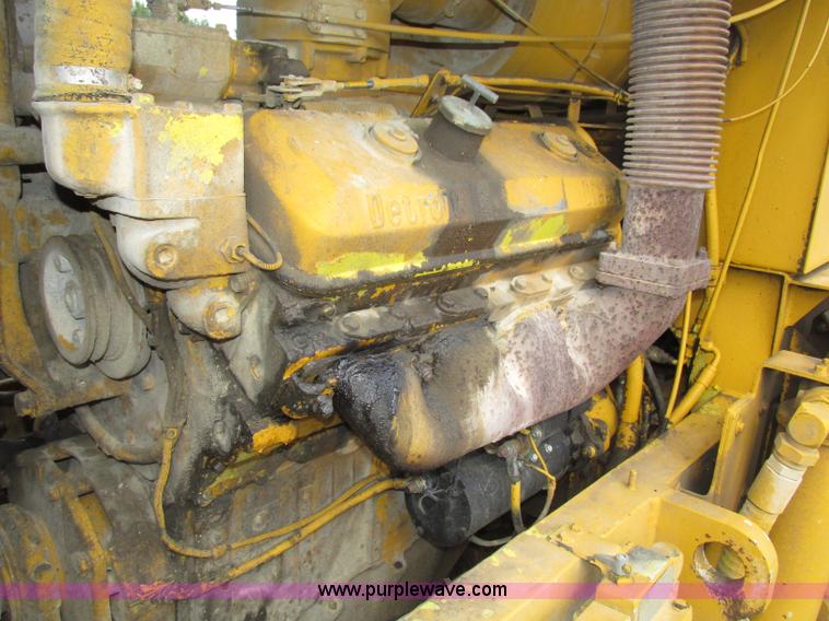 image for item F7446 1985 Bomag MPH 100R asphalt recycler