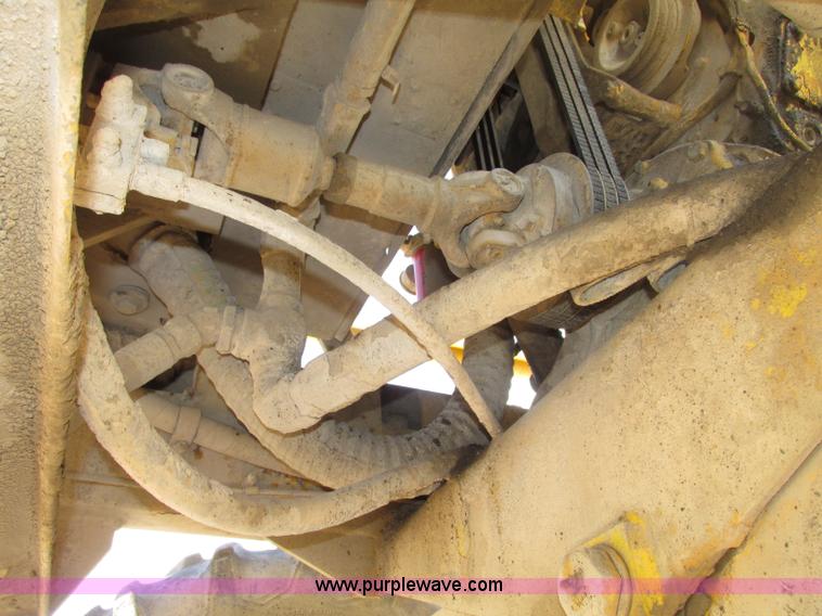 image for item F7446 1985 Bomag MPH 100R asphalt recycler