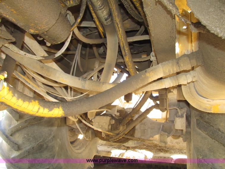 image for item F7446 1985 Bomag MPH 100R asphalt recycler