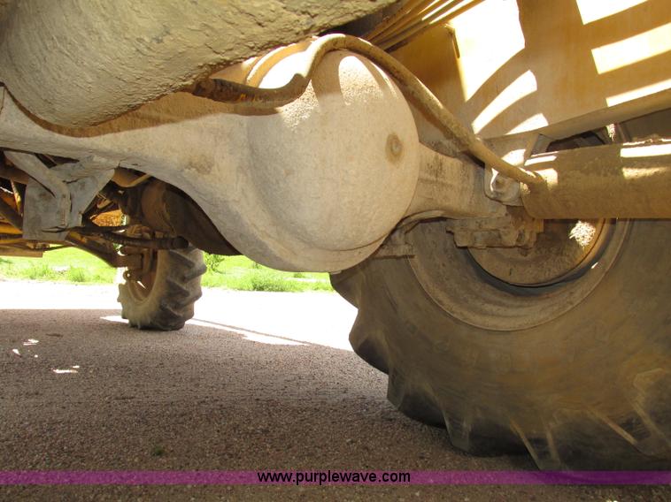 image for item F7446 1985 Bomag MPH 100R asphalt recycler