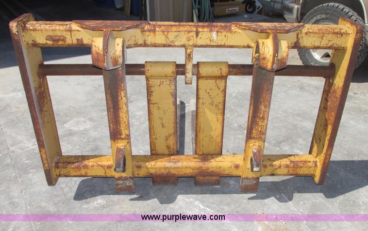 image for item F7448 Balderson BF920-9660 fork attachment