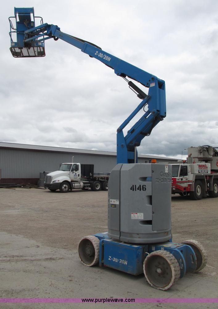 image for item F7459 2008 Genie Z30/20N boom lift
