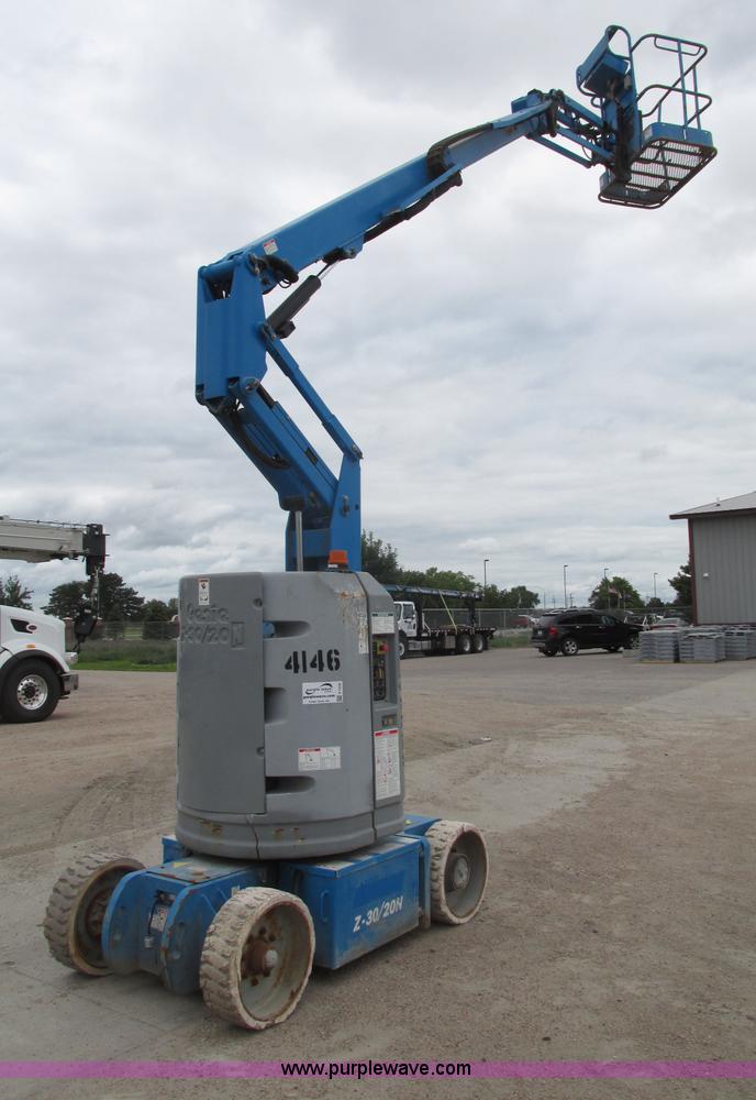 image for item F7459 2008 Genie Z30/20N boom lift