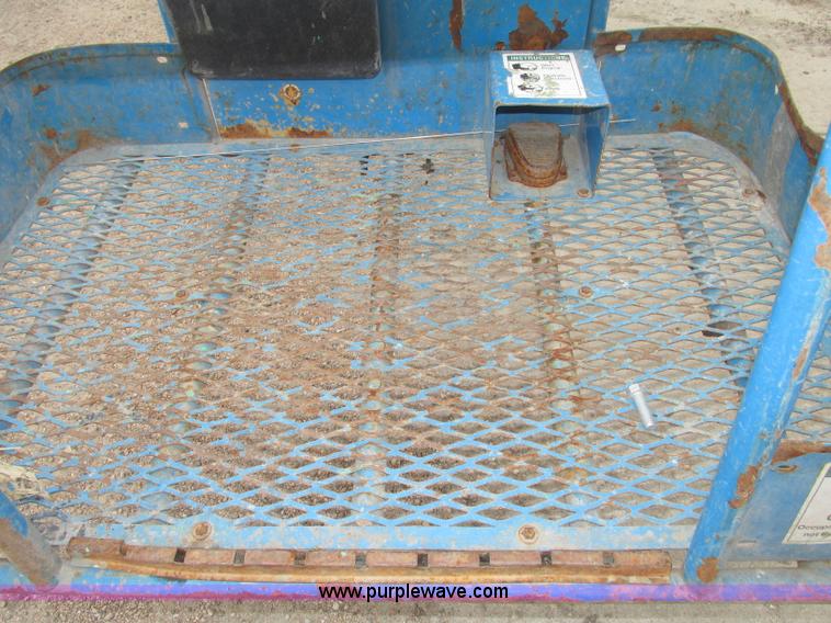 image for item F7459 2008 Genie Z30/20N boom lift