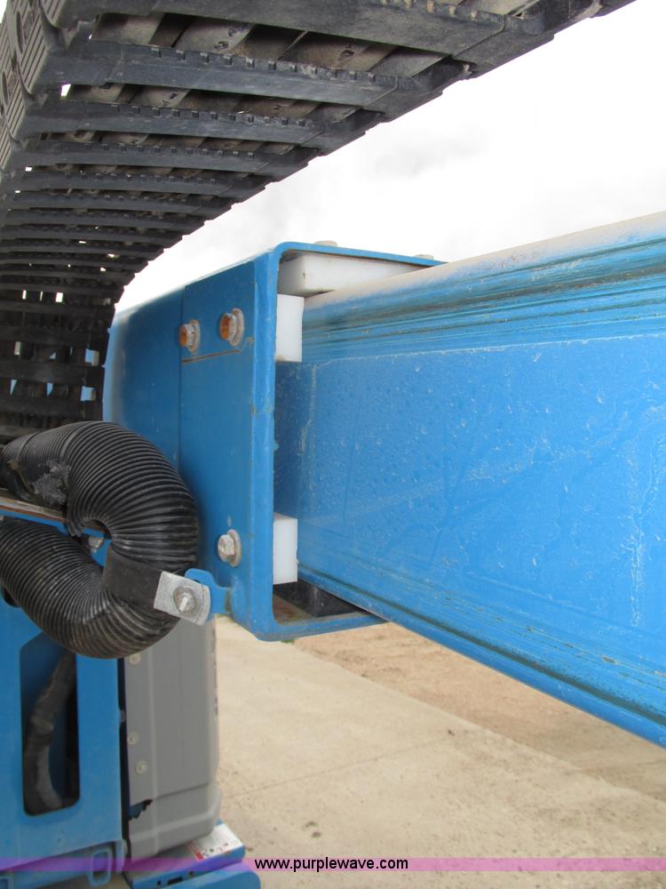 image for item F7459 2008 Genie Z30/20N boom lift
