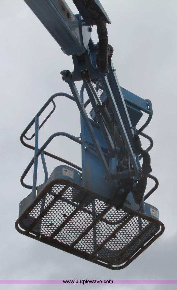 image for item F7459 2008 Genie Z30/20N boom lift
