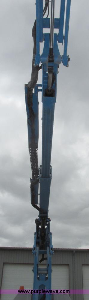 image for item F7459 2008 Genie Z30/20N boom lift
