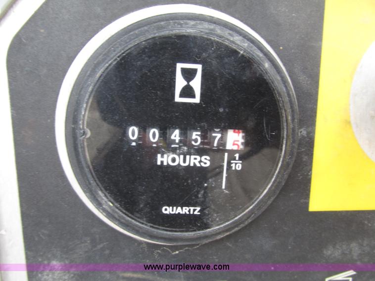 image for item F7459 2008 Genie Z30/20N boom lift