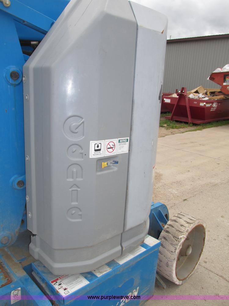 image for item F7459 2008 Genie Z30/20N boom lift