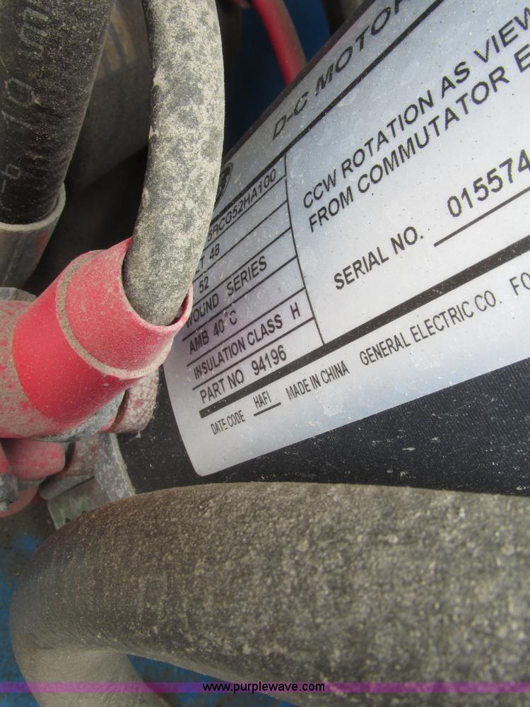 image for item F7459 2008 Genie Z30/20N boom lift