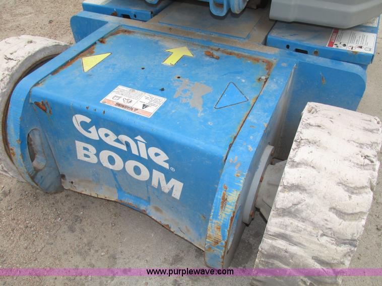 image for item F7459 2008 Genie Z30/20N boom lift