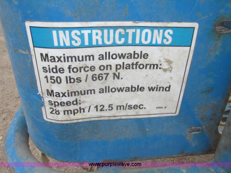 image for item F7459 2008 Genie Z30/20N boom lift