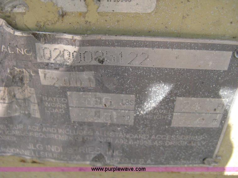 image for item H5314 2001 JLG 2646E2 scissor lift