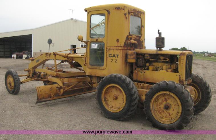image for item H5323 Caterpillar 212 motor grader
