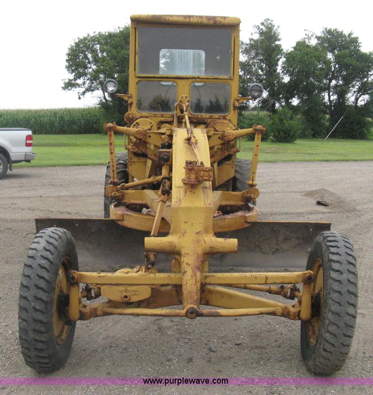 image for item H5323 Caterpillar 212 motor grader