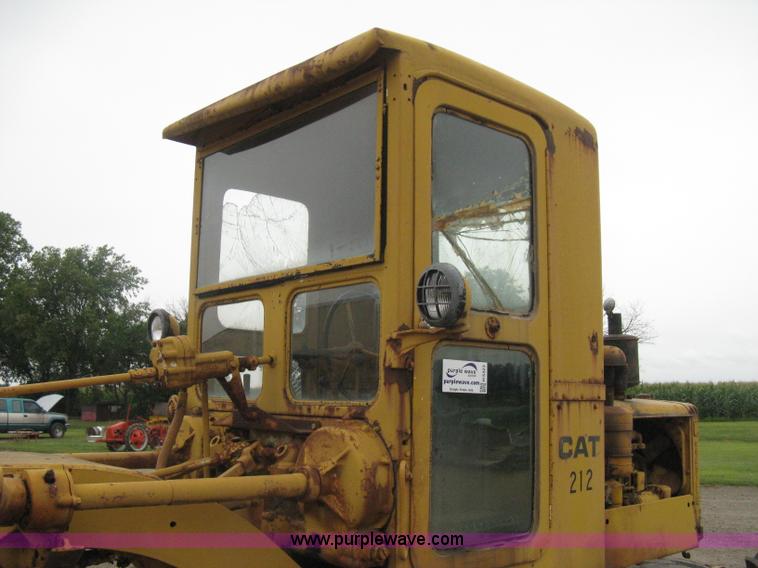 image for item H5323 Caterpillar 212 motor grader