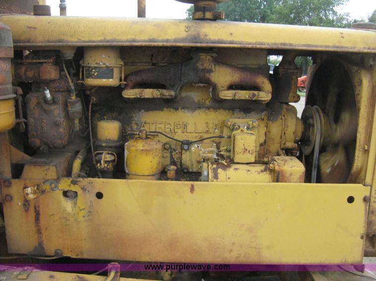 image for item H5323 Caterpillar 212 motor grader