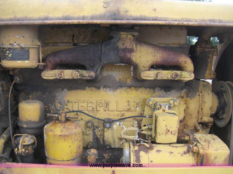 image for item H5323 Caterpillar 212 motor grader
