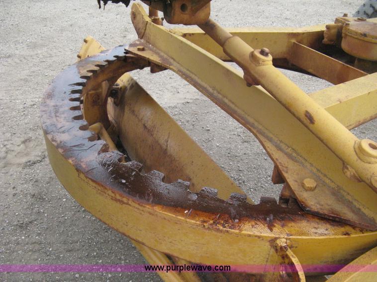 image for item H5323 Caterpillar 212 motor grader