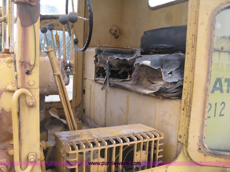 image for item H5323 Caterpillar 212 motor grader