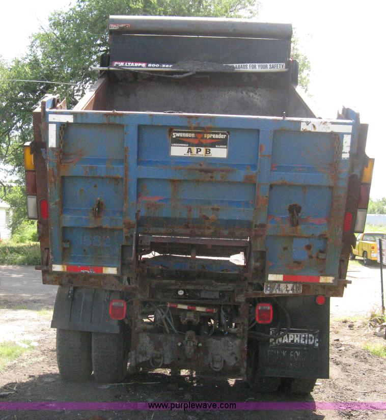 image for item H5333 1999 GMC C8500 dump truck